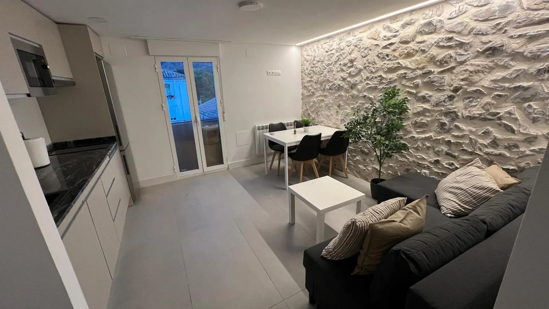 Apartamento Matias De Cazorla By Clabao