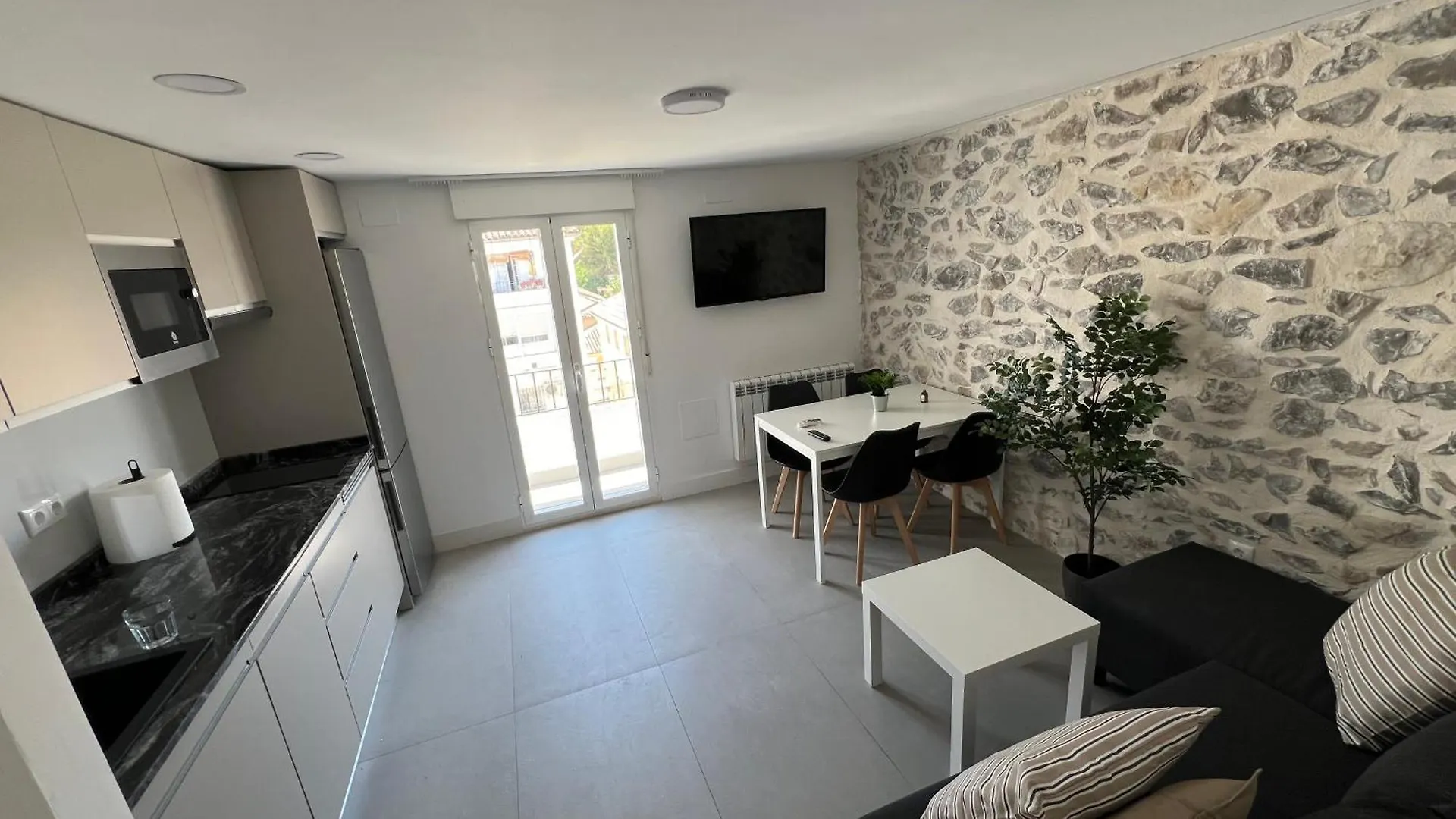 Daire Apartamento Matias De Cazorla By Clabao